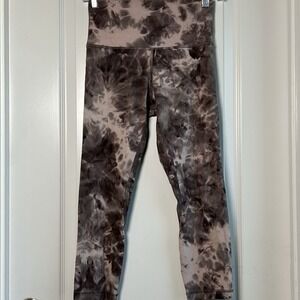 Lululemon Smoky Marble Tie-Dye Taupe Charcoal High Rise Leggings Gorpcore Style